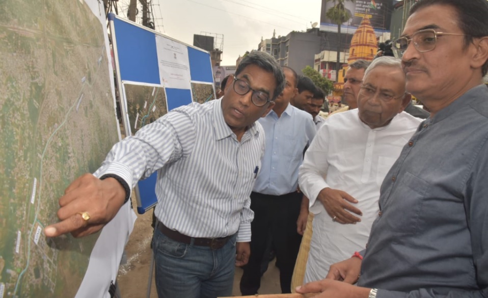 CM Nitish Kumar inspects Anisabad flyover project