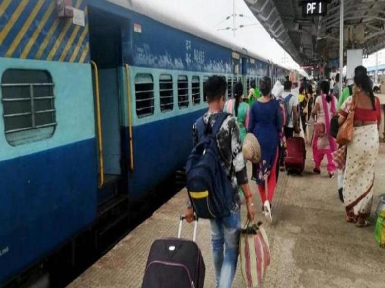 Bihar Special Holi Train between Delhi and Barauni to Ease Travel for