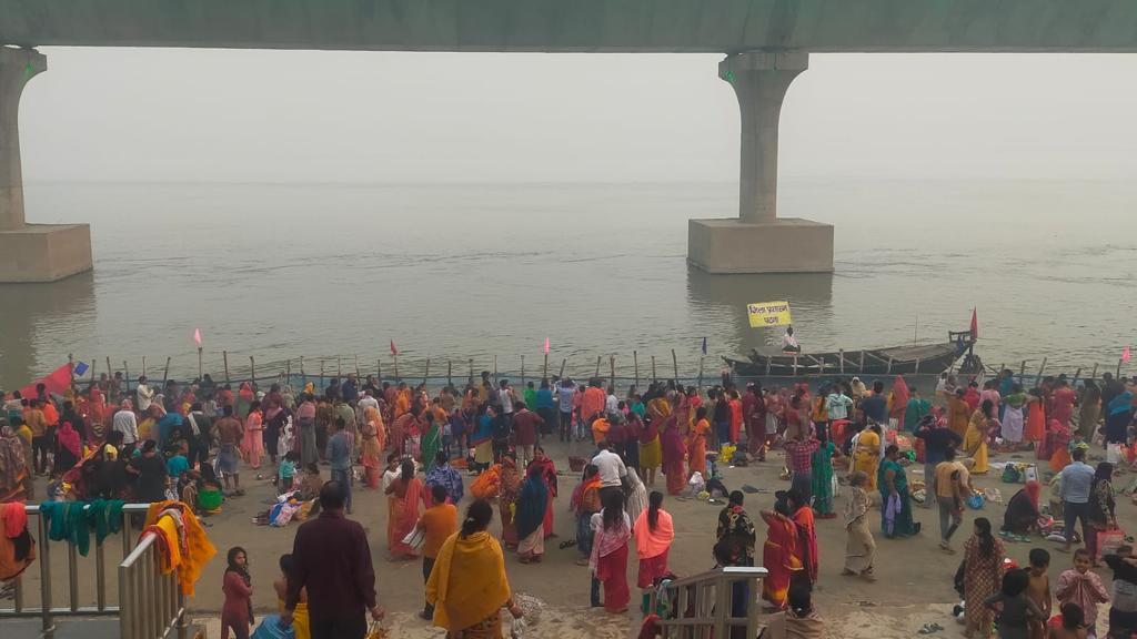 Sacred Celebrations Mark Kartik Purnima in Bihar as Dev Diwali Unfolds