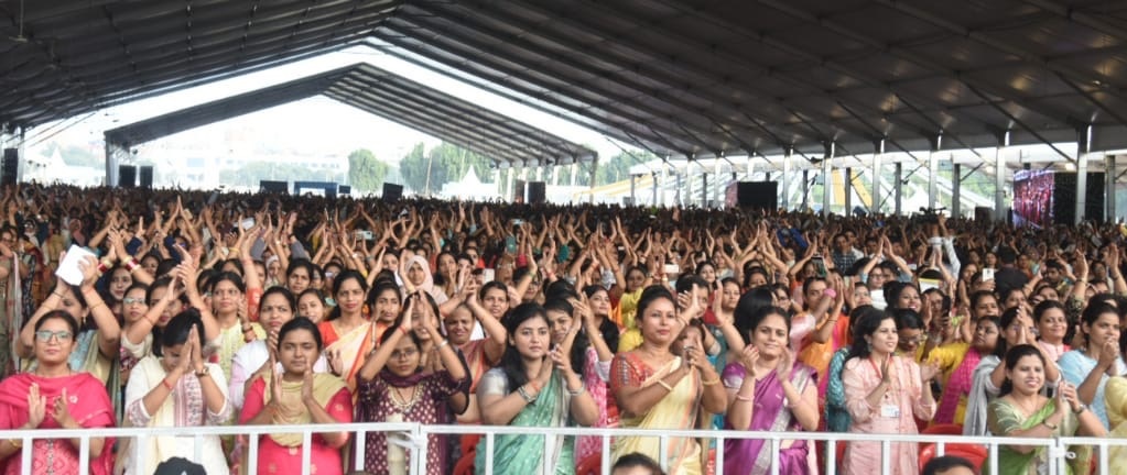 BIHARI WOMEN Teachers