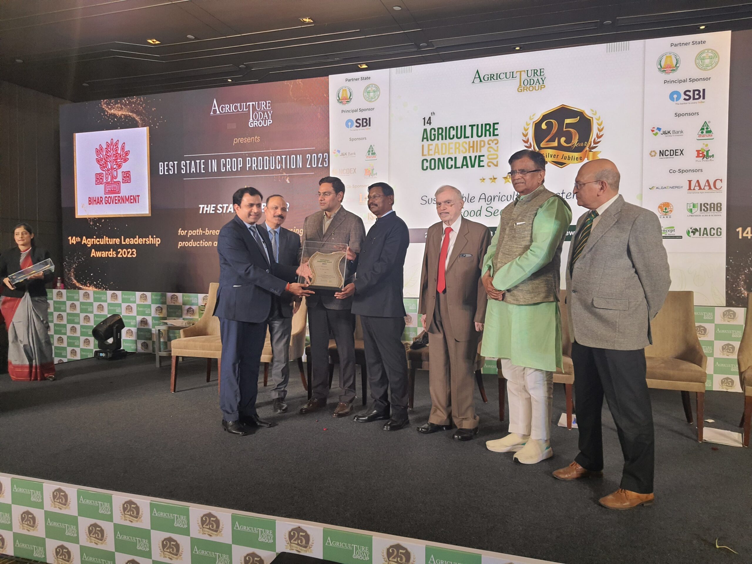 Bihar Agriculture Department Receives Award for Best State in Crop Production at the 14th Agriculture Leadership Awards 2023