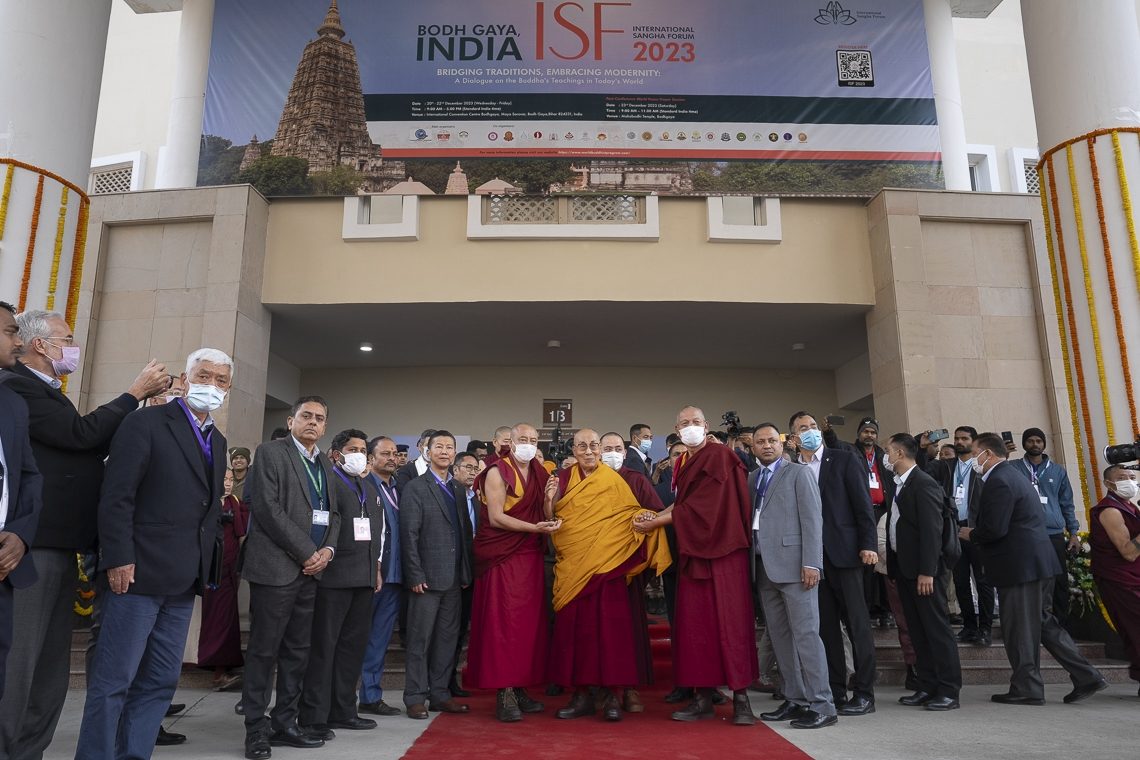 His Holiness the Dalai Lama Inaugurates 2023 International Sangha Forum