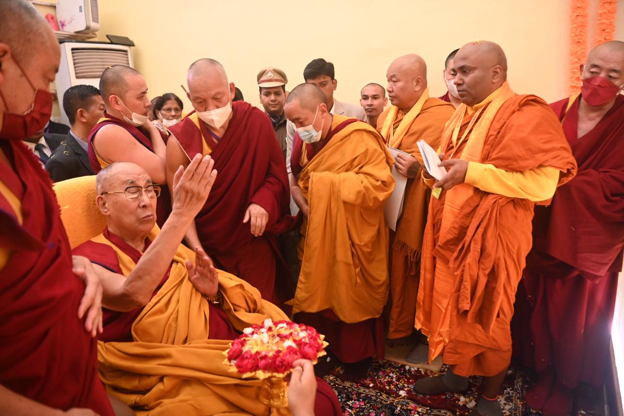 Dalai Lama Visits Mahabodhi Mahavihara in Bodh Gaya 