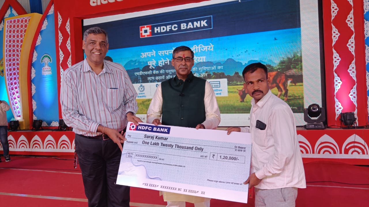 HDFC Bank Spearheads Rural Growth: Extends Animal Finance at Asia's Largest Sonpur Cattle Fair in Bihar