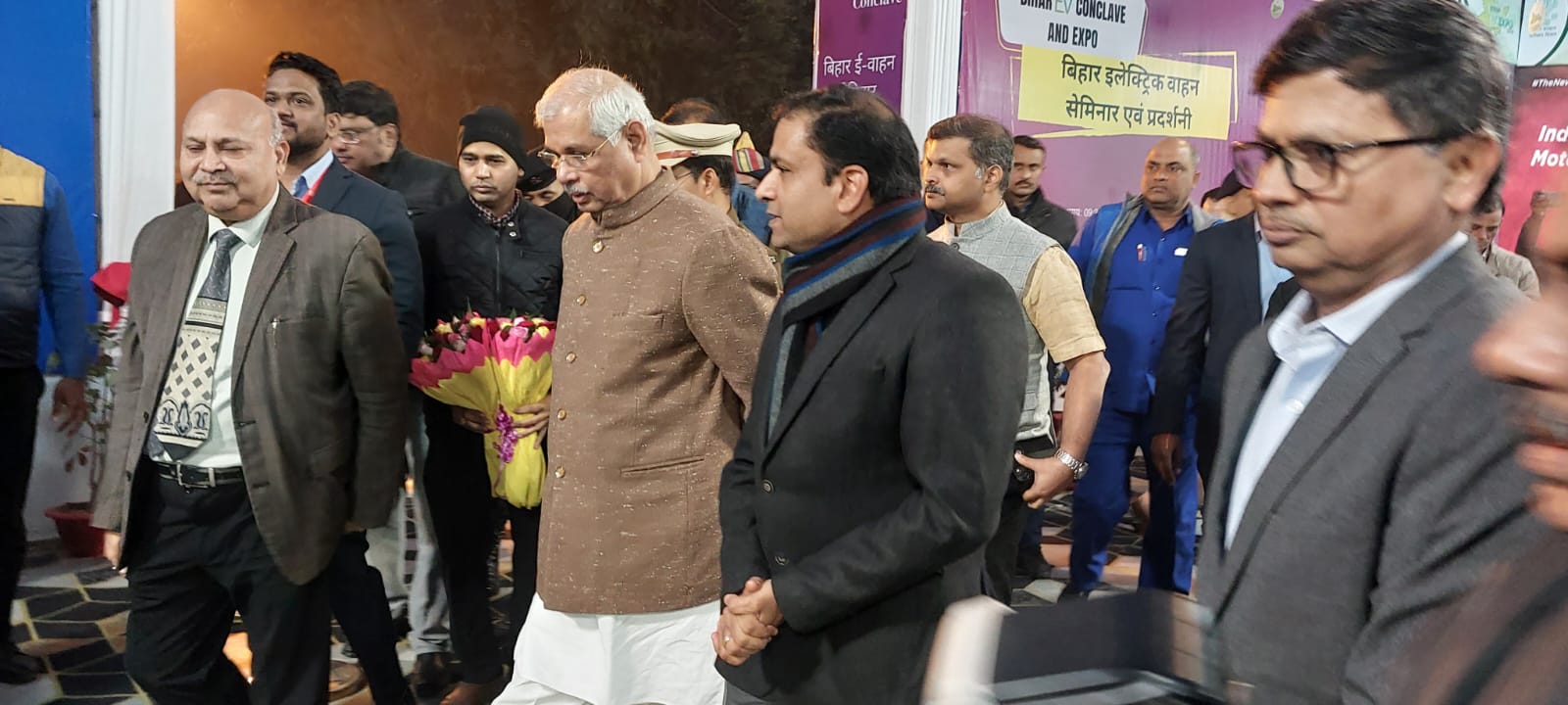 Governor Arlekar joined Transport Secretary Sanjay Kumar Agarwal in meticulously inspecting each stall. 