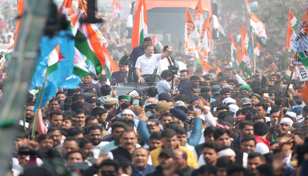 Rahul Gandhi's Bharat Jodo Nyay Yatra Enters Bihar Amidst Enthusiastic Welcome