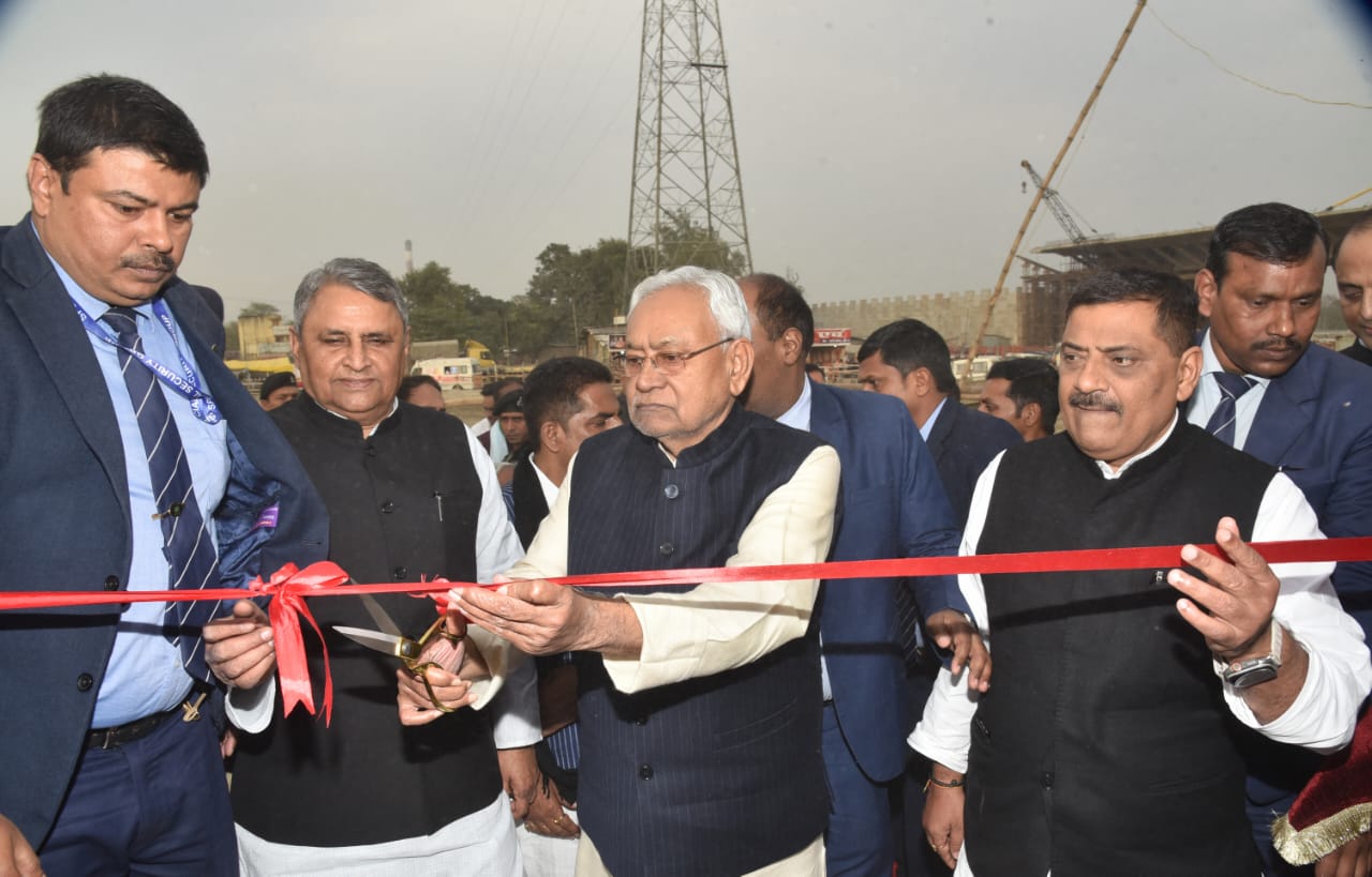 CM Nitish at Simariya Ghat