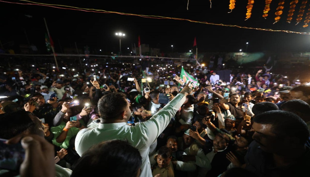 Tejashwi Alleges BJP's Chandigarh-Style Scandal: Accuses Vote Rigging in Overnight Electoral Maneuvers