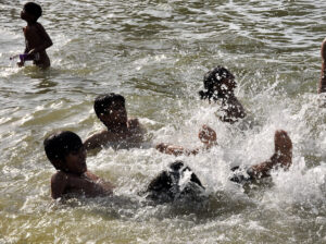 Slight respite from Sweltering Heat as Mercury Dips, IMD Cautions of Hot Days Ahead