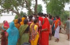 youths drown in Gandak river