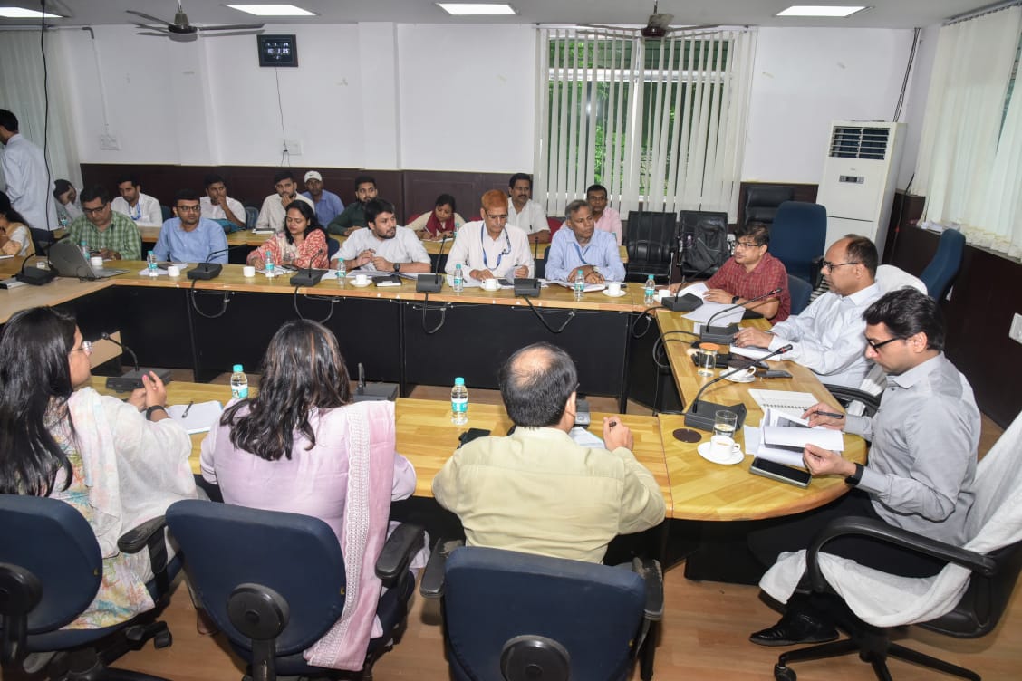 DM Holds District-Level Review Meeting on Education in Patna