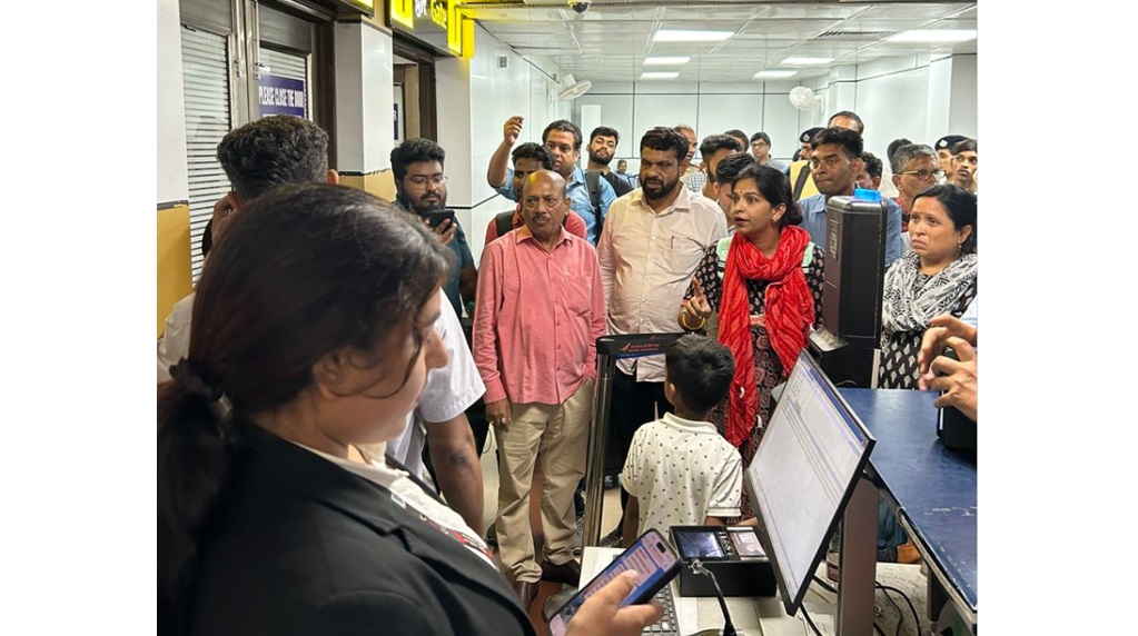 Air India flight delay Patna Airport