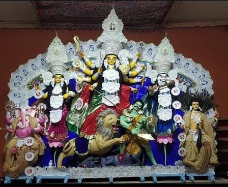 Maa Durga to be Adorned with Banarasi Saree in Bengali Akhara, Pulao to be Served with Bhagalpuri Katarni Rice