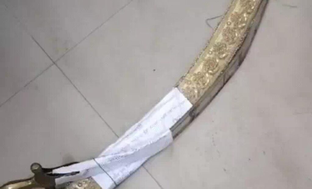 Tax Assistant Attacked with Sword in Patna Income Tax Office