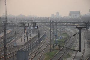 Light Rain and Dense Fog Forecast for Parts of Bihar; Yellow Alert Issued for Lightning