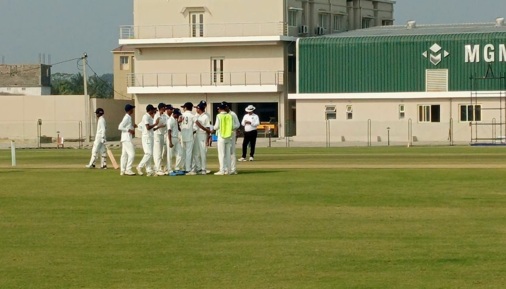 Bihar Bowlers Shine as Tripura Struggles on Day One of Vijay Merchant Trophy