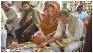 Anil Ambani Performs Pind Daan in Gaya for Ancestors and Amitabh Bachchan's Family