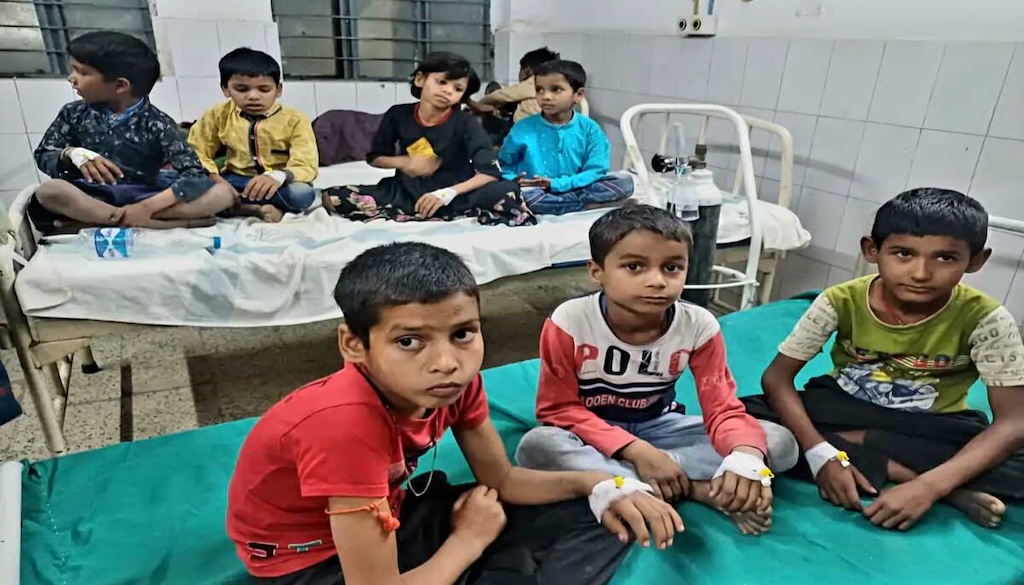 Nalanda School Mid-Day Meal Sickens 80 Children; Inquiry Ordered