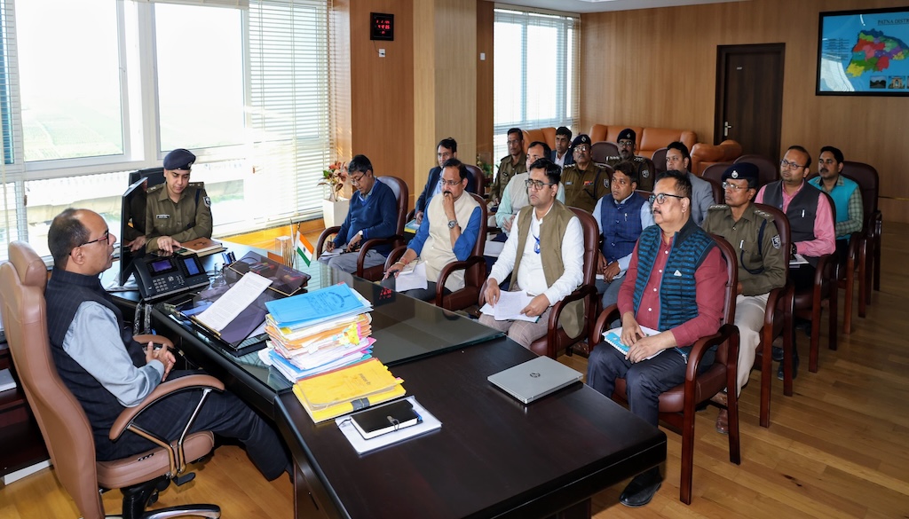 Patna District Magistrate Reviews Traffic, Encroachment, and Urban Development Plans