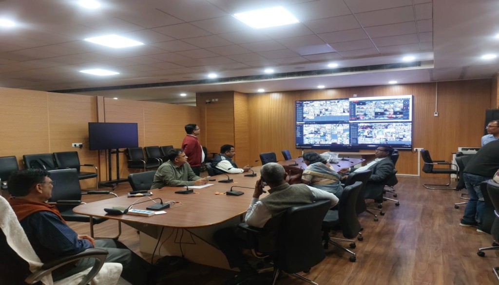 East Central Railway Reviews Crowd Management For Mahakumbh 2025