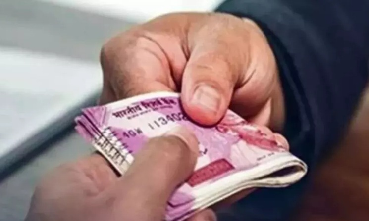 Bribe corruption cash