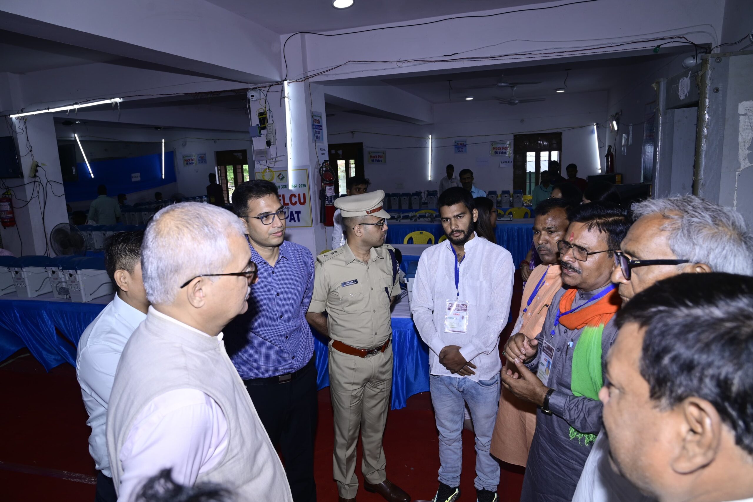 Election Commissioner Dr Vivek Joshi Reviews Bihar 2025 Poll Preparations in Champaran Districts