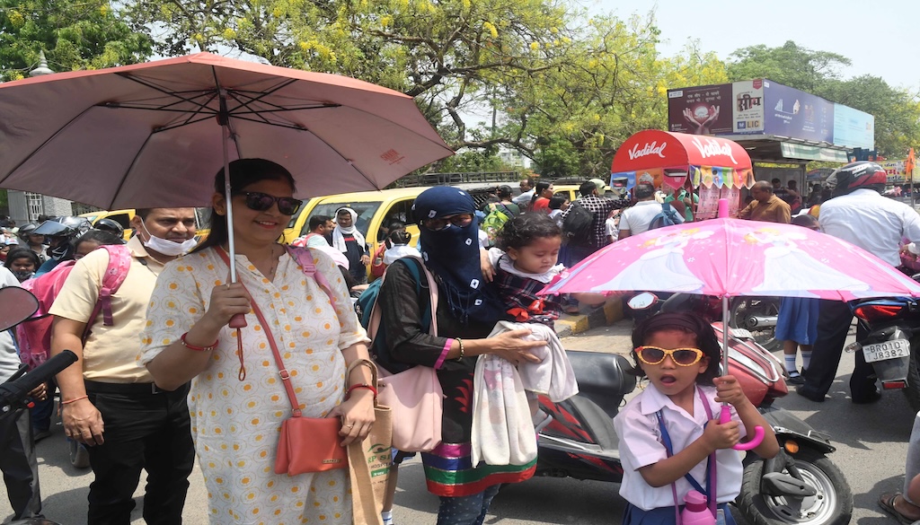 Patna DM Orders Schools to End Classes by 11:30am as Heatwave Intensifies Across Bihar