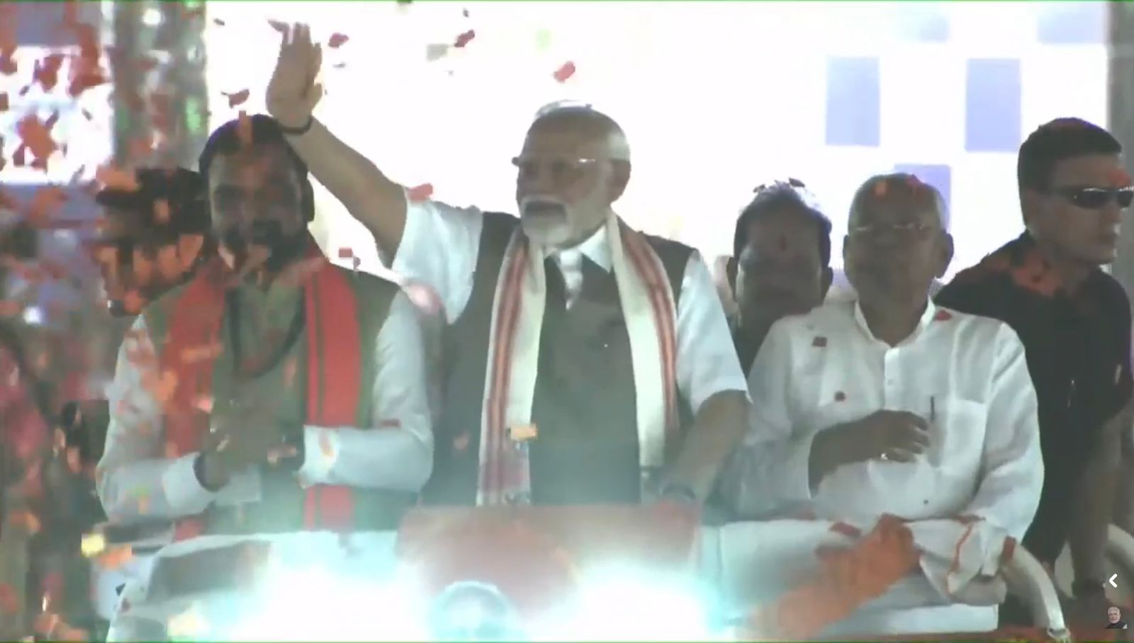 PM Modi Targets Terror and 'Jungle Raj' in Fiery Sasaram Rally, Announces Major Power Projects