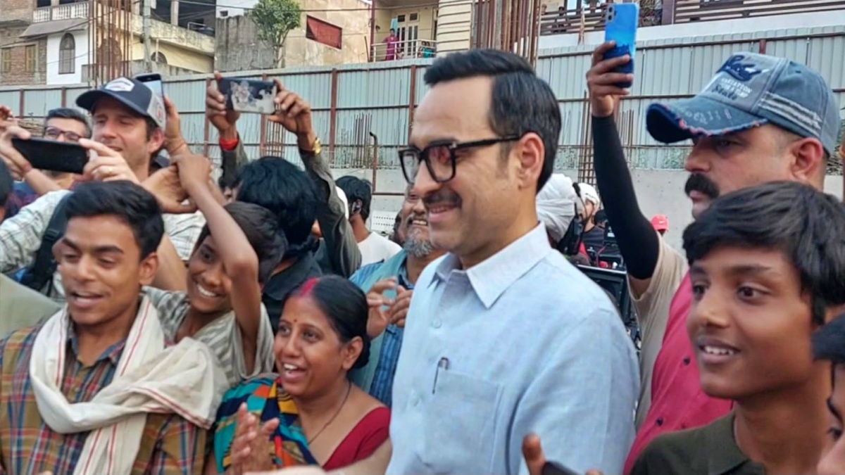 Pankaj Tripathi Gets Emotional As He Shoots In Bihar For The First Time In Two-Decade Career