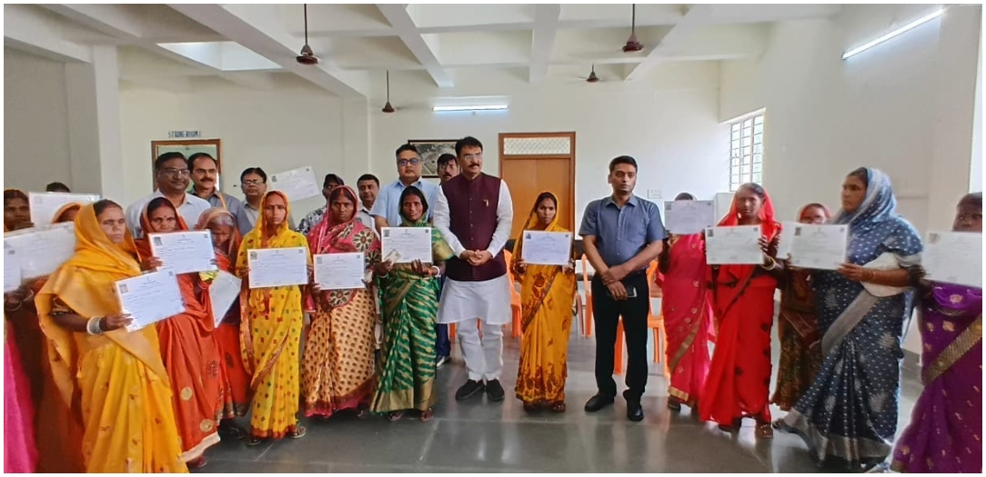 Serve the People, Clear the Backlog’: Bihar Revenue Minister Slams Pending Cases in Munger Review