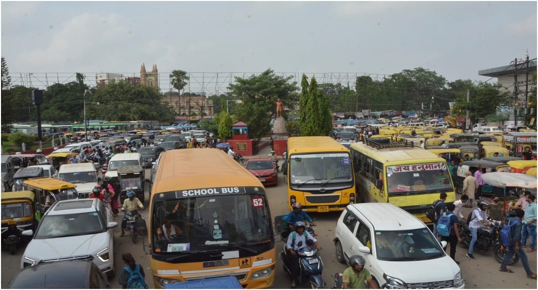 Bihar’s School Buses Off the Radar: Half Still Lack Tracking Devices Despite Safety Rules