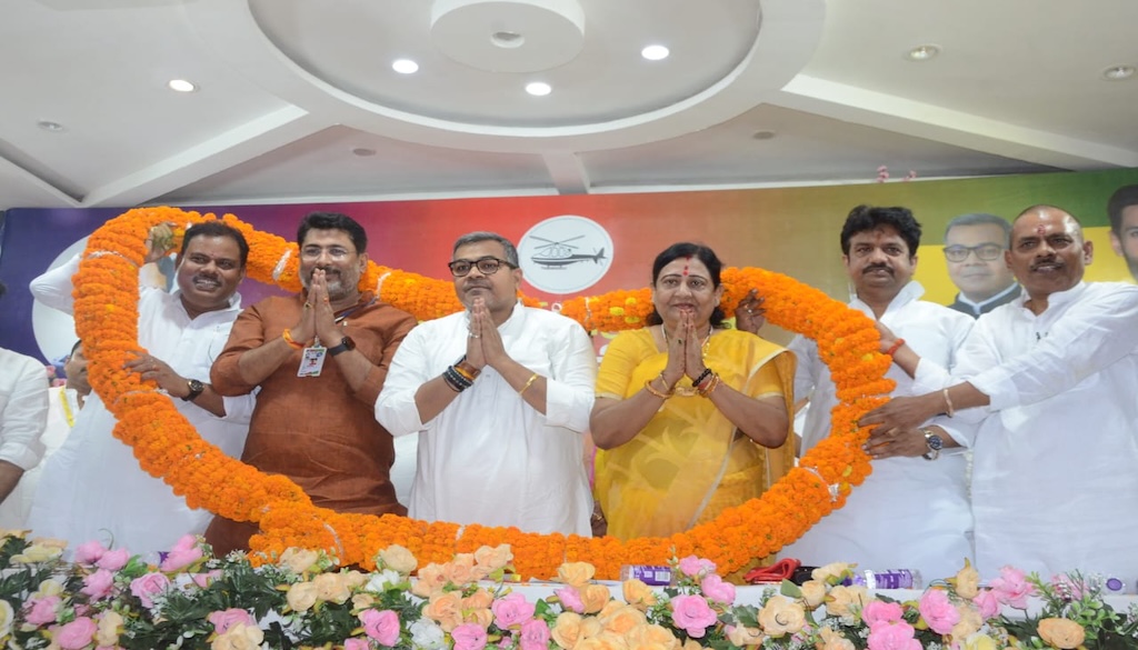 LJP (Ram Vilas) Passes 8 Proposals: To Contest All 243 Seats in 2025, Push for National Party Status
