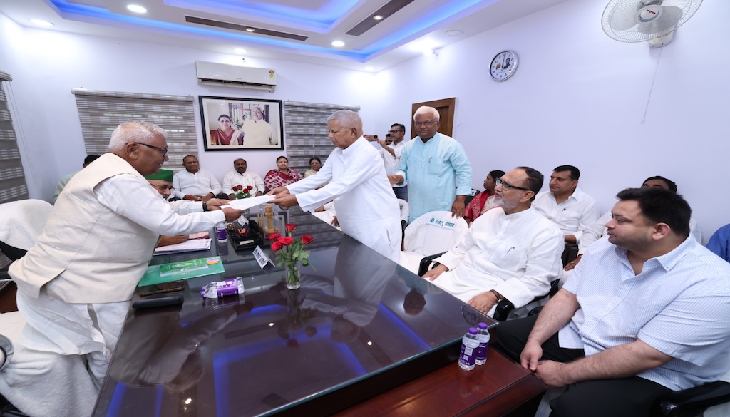Lalu Prasad Files Nomination for RJD National President, Set for Unopposed Re-election