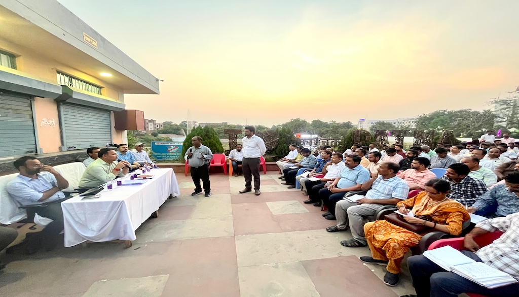 PMC Intensifies Fogging and Anti-Larvae Drive Amid Dengue Threat in Patna