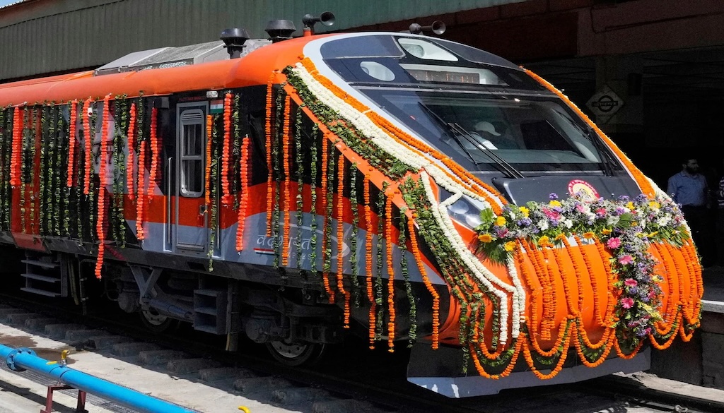 Patna-Gorakhpur Vande Bharat Set to Roll Out on June 20, PM Modi Likely to Flag Off New Route