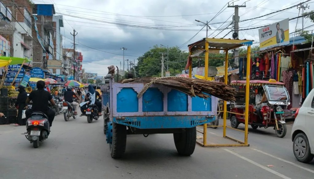 Gopalganj Police to Seize Unregistered Tractors Amid Rising Accidents