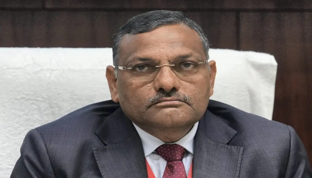 Bihar Chief Secretary Reviews Assembly Election Preparations, Orders Crackdown on Criminals