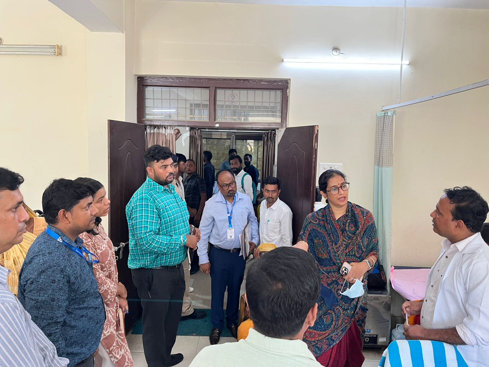 Bihar Social Welfare Secretary Bandana Preyashi Conducts Extensive Review in Sitamarhi