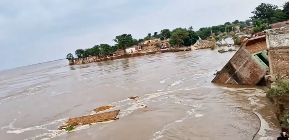 Jawainiya village under Ganga flood water in Bhojpur district of Bihar
