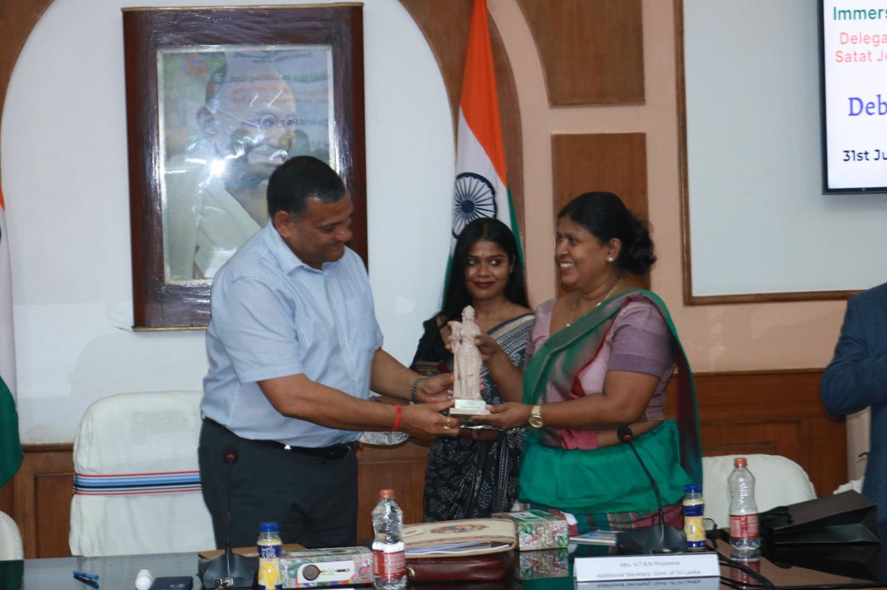 Bihar's Jeevika Model Draws International Acclaim in Poverty Alleviation Exchange