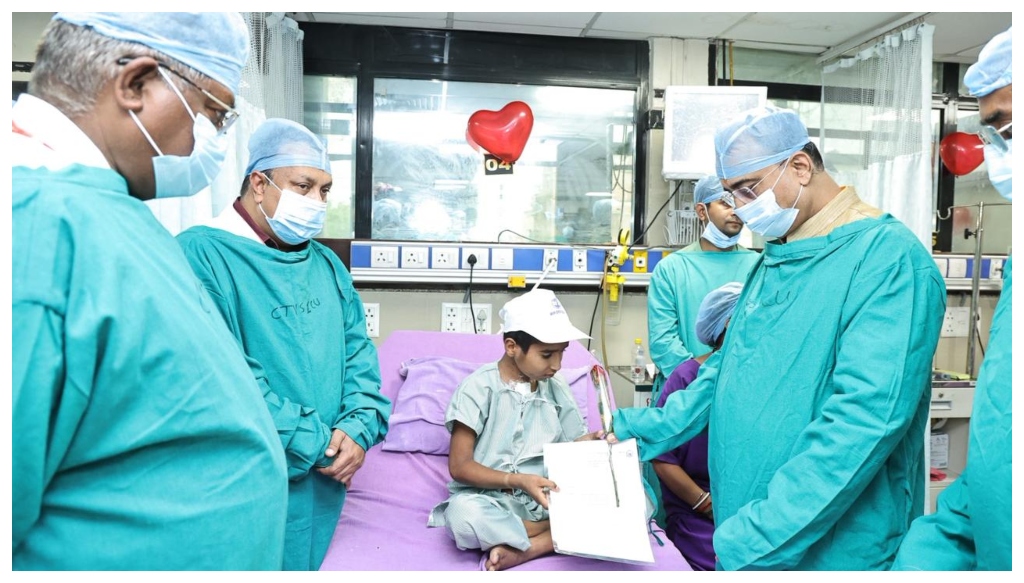 Bihar Health Minister Mangal Pandey Visits IGIMS, Meets Children Who Underwent Life-Saving Heart Surgeries