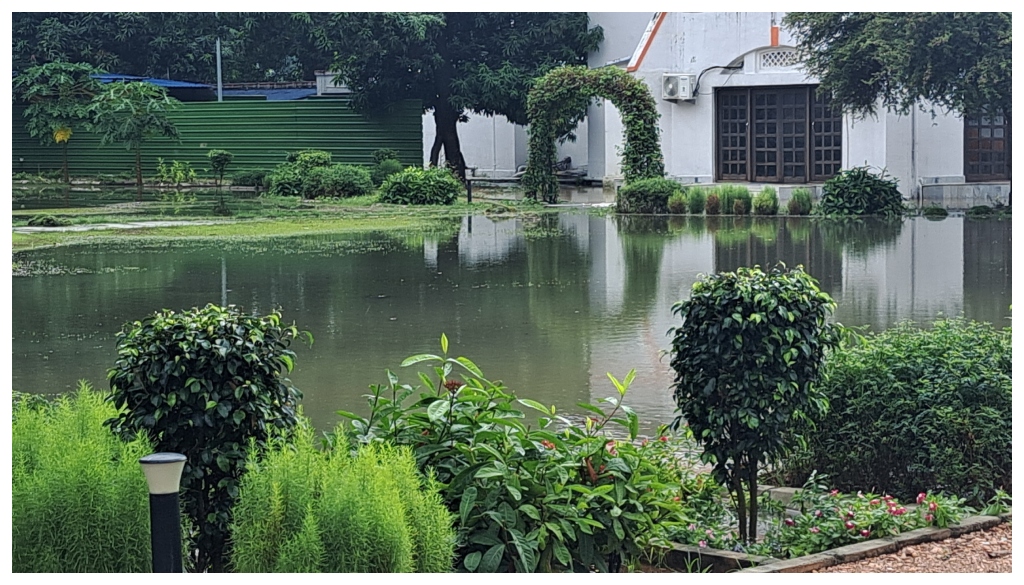 Deputy CM’s Residence Submerged as 12-Hour Rain Floods Patna’s VVIP Zones