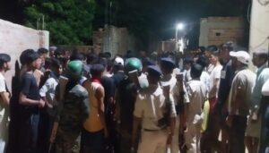 Violence Erupts During Liquor Raid in Bihar’s Bhojpur, One Dead, SAP Jawan Held Hostage