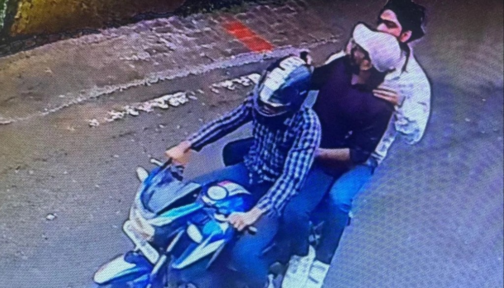 Gunmen Shoot Gangster in Patna Hospital, Flee on Bikes Waving Pistols in Chilling Celebration