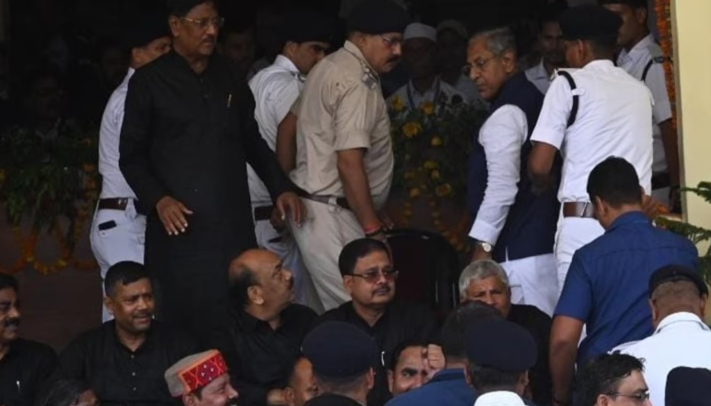 Scenes of Chaos in Bihar Assembly as Opposition Storms Well, Speaker Criticises Disruption