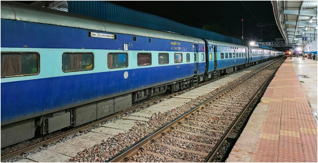 Train Services Disrupted for Second Day After Freight Derailment in Jamui; 12 Cancelled, 49 Diverted