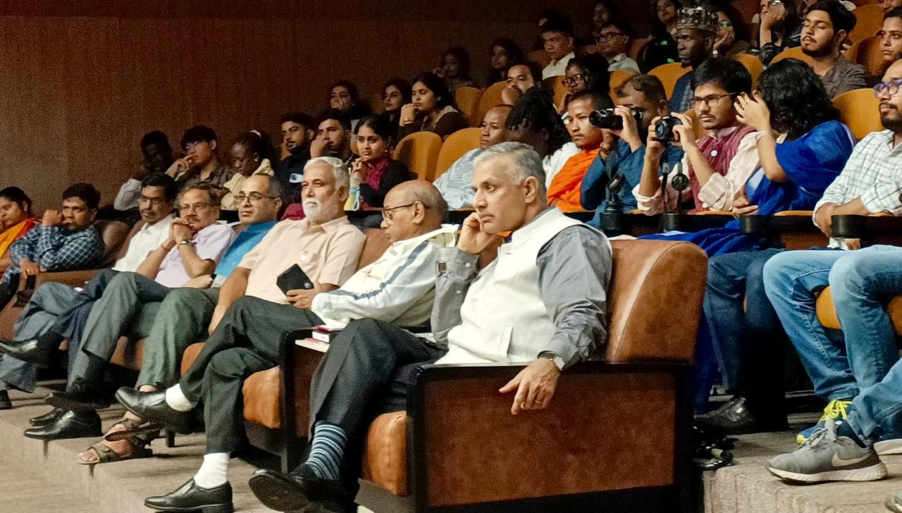 Nalanda University Welcomes New Cohort with Soulful Flute Recital by Pt. Ronu Majumdar