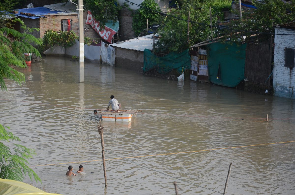 Patna Faces Flood Crisis as Ganga Overflows, Water Reaches Seedhi Ghat Road