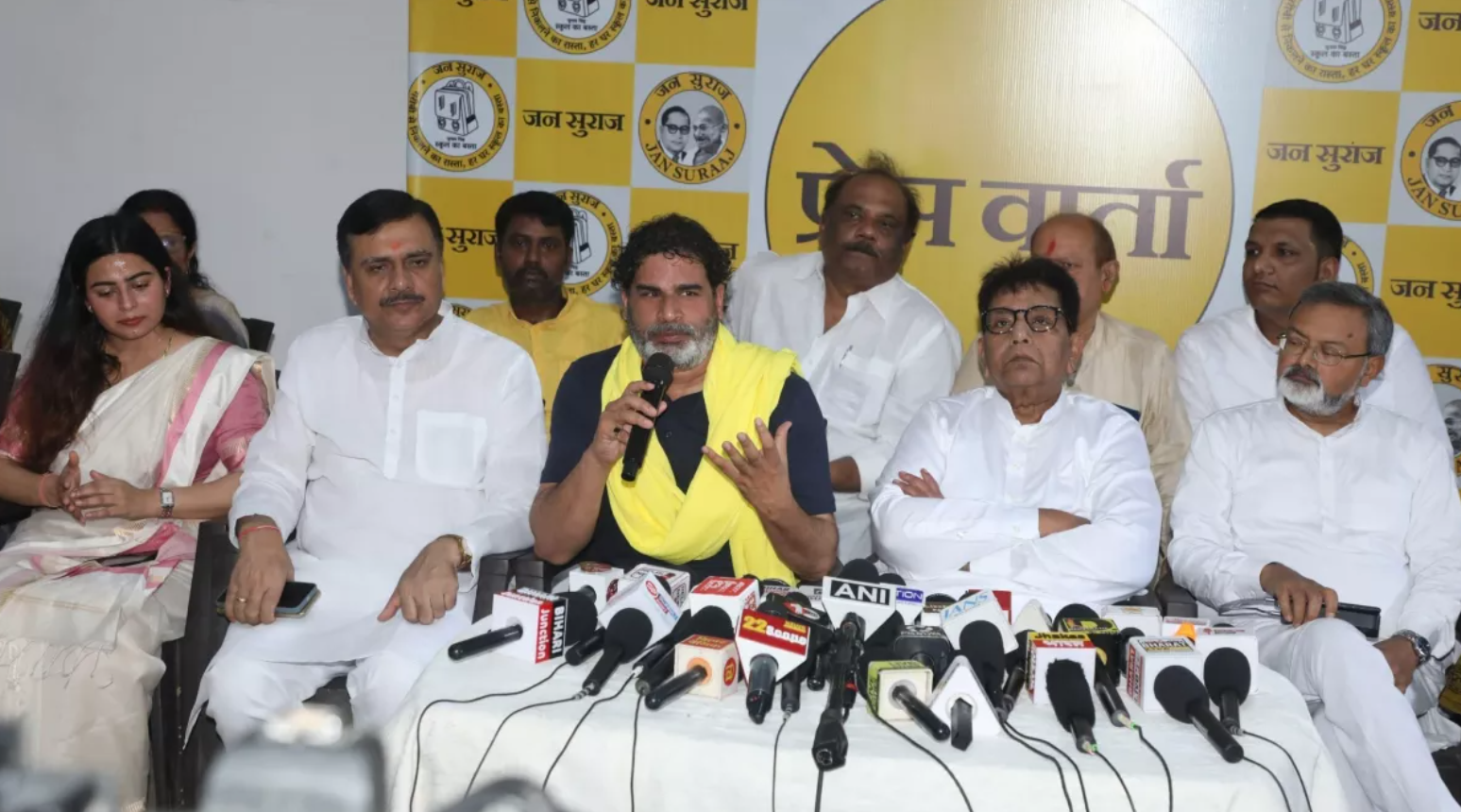 Dozens of Political Figures and Workers Join Prashant Kishor’s Jan Suraj Party in Bihar