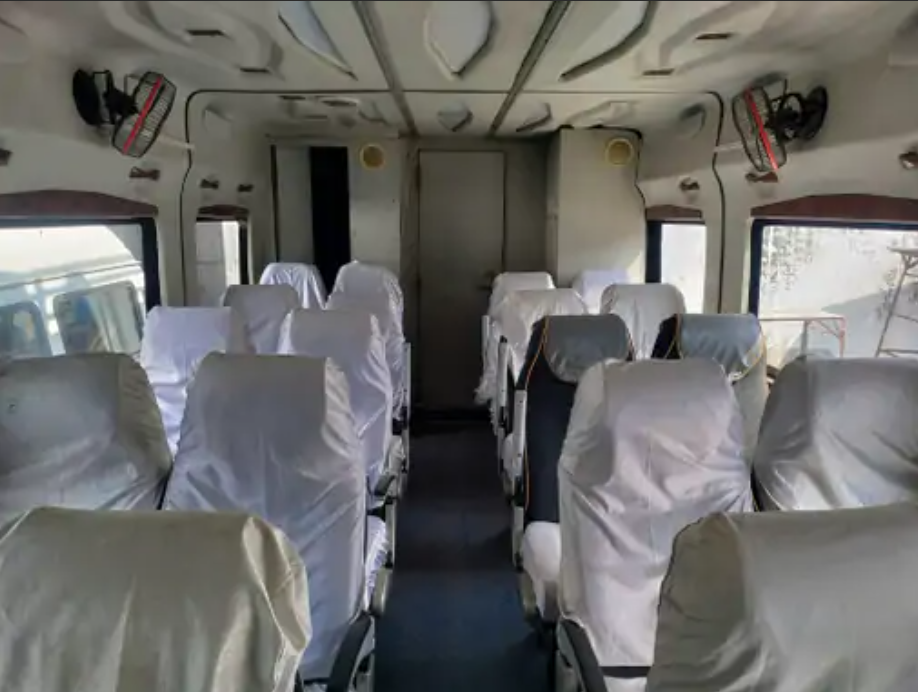 An open-top double-decker tourist bus to operate on Patna’s JP Ganga Path from September, offering 15.5km riverfront rides with views of the Ganga and city landmarks.